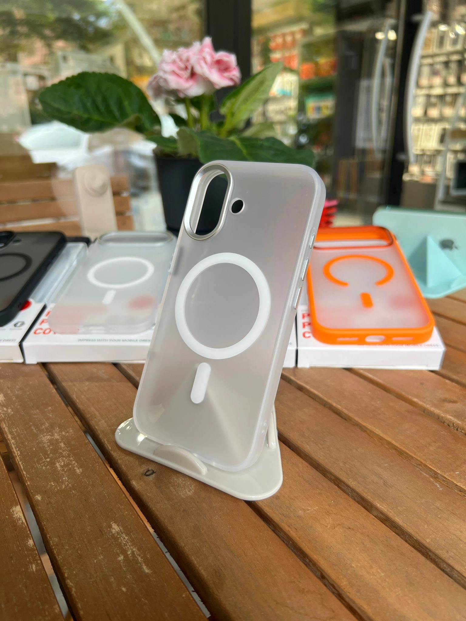 iPhone%2017%20Spada%20Alumınıum%20Magsafe%20Frosty%20Kapak